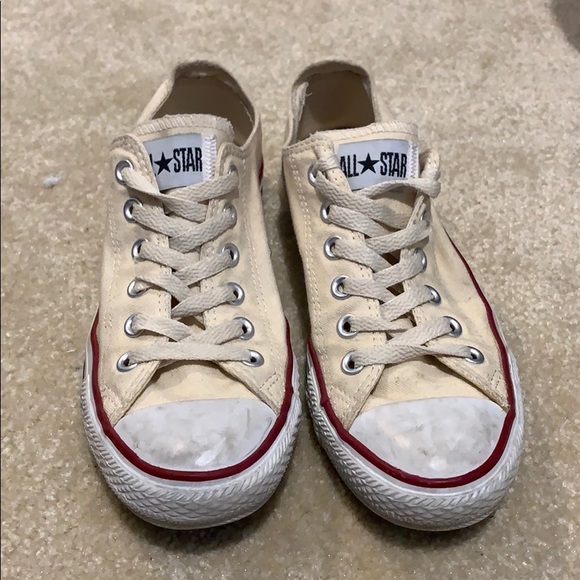 cream converse shoes